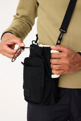 Resale The Magnetic Water Bottle Sling in Black